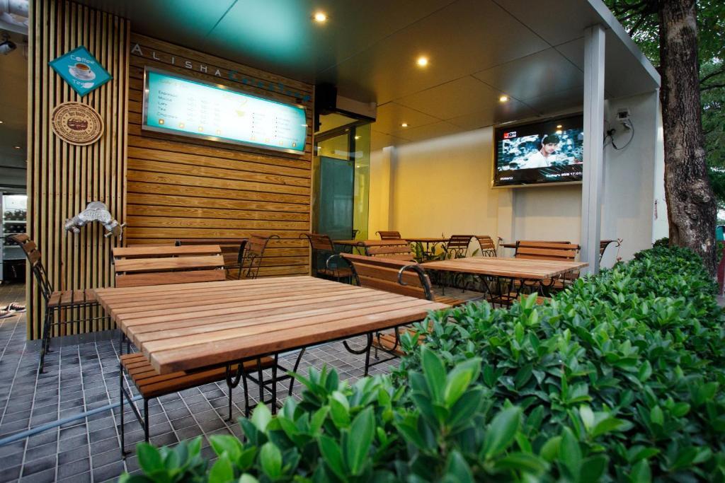 Alisha Court Hotel & Residence Bangkok Kültér fotó