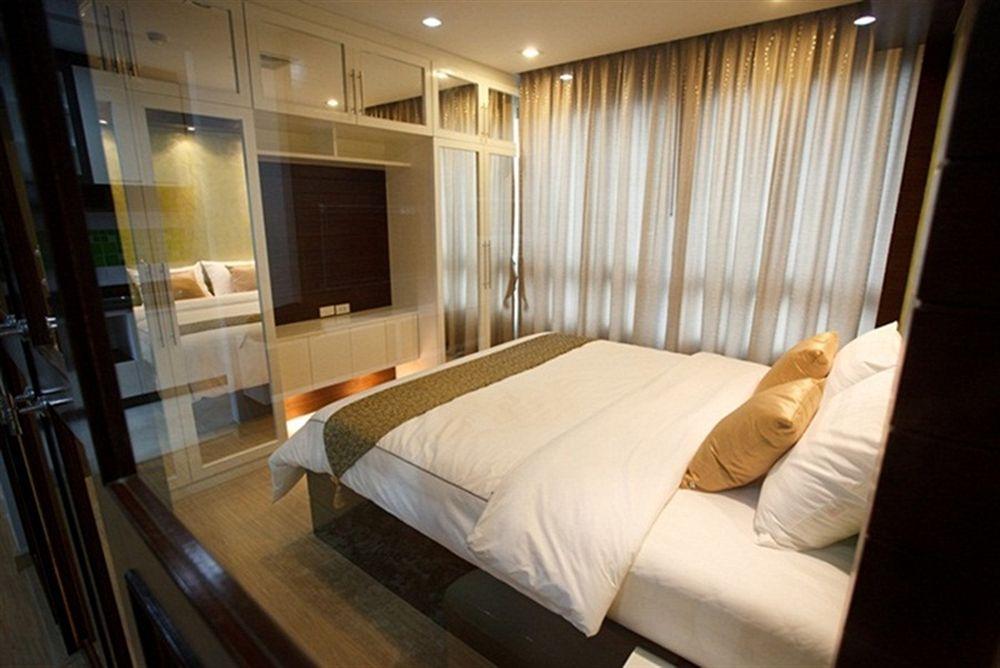 Alisha Court Hotel & Residence Bangkok Kültér fotó